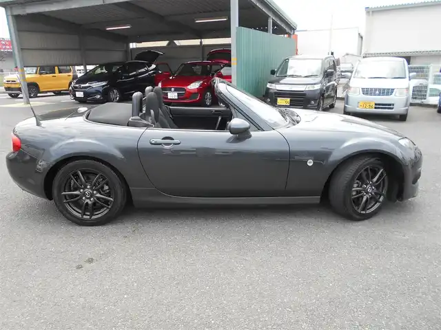 マツダ ロードスター RS 福岡県 2014(平26)年 3.8万km メテオグレーマイカ ロードスター・RS・6F/車検R8年5月16日/登録時走行距離（38063km）/AutoExe(ストリートスポーツサス.キット)/R6年11月16日取付ディーラー記録簿有り/社外SDナビ・フルセグTV（AVN-7500S)/DVDビデオ再生可・bluetooth/社外バックカメラ/スマートキー/HIDヘッドライト/ステアリングスイッチ/純正アルミホイール16