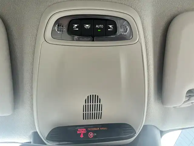 ボルボ ＸＣ４０ B4 AWD インスクリプション 高知県 2021(令3)年 1.6万km クリスタルホワイトP 白レザーシート/D/N席シートヒーター＆パワーシート/ハンドルヒーター/Lane Keeping Aid/パークアシスト/Cross Traffic Alert/BLIS/クルーズコントロール/コーナリングアシスト/アクティブ・ベンディング・ライト/前後ドライブレコーダー/パワーテールゲート