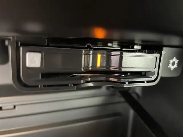 ボルボ ＸＣ４０ B4 AWD インスクリプション 高知県 2021(令3)年 1.6万km クリスタルホワイトP 白レザーシート/D/N席シートヒーター＆パワーシート/ハンドルヒーター/Lane Keeping Aid/パークアシスト/Cross Traffic Alert/BLIS/クルーズコントロール/コーナリングアシスト/アクティブ・ベンディング・ライト/前後ドライブレコーダー/パワーテールゲート