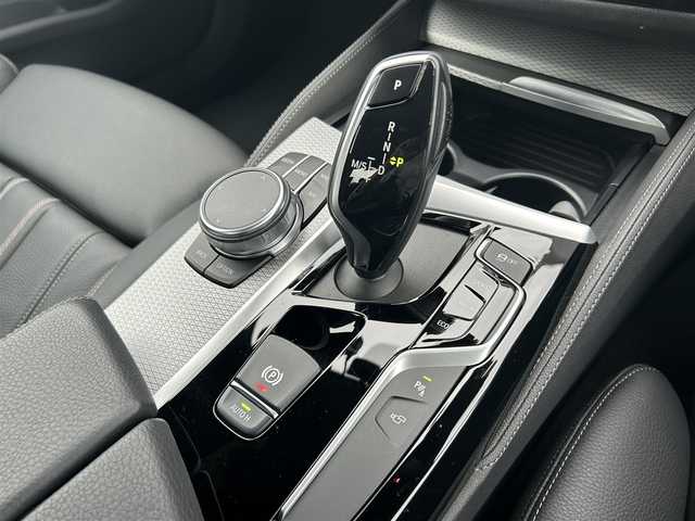 ＢＭＷ ５２３ｄ xDrive Mスピリット 道東・釧路十勝 2020(令2)年 2.6万km アルピンホワイトⅢ ワンオーナー車/アダプティブクルーズコントロール/レーンキーピングアシスト/純正HDDナビ/TV/CD/DVD/BT/USB/黒革/シートヒーター(全席)/メモリ付きパワーシート/コンフォートアクセス/ヘッドアップディスプレイ/360°カメラ/アンビエントライト/純正ドライブレコーダー(前後)/LEDヘッドライト/オートライト/フロント/リアフォグライト/パークディスタンスコントロール/インテリジェントセーフティ/ミラーETC