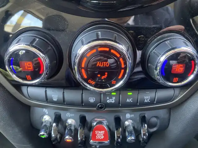 ＭＩＮＩ ミニ クロスオーバー クーパー D コーンウォールED 熊本県 2020(令2)年 5.6万km ムーンウォークグレーメタリック ・スマートキー/・プッシュスタート/・インテリジェントセーフティ/・PDC自動起動/・パーキンブアシスト/・クルーズコントロール(追従式)/・ハーフレザーシート/・純正HDDナビ/　【Bluetooth・USB】/・バックカメラ/・ETC/・パワーバックドア/・LEDヘッドランプ/・LEDフォグランプ/・純正マット/・保証書/取説