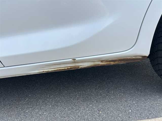 日産 デイズ X 岡山県 2015(平27)年 7.5万km ホワイトパール 登録時走行距離74157km/純正ナビ/フルセグTV(AM.FM.CD.TV.BT)/全方位カメラ/アイドリングストップ/14インチ社外AW/スマートキー/プッシュスタート/ドアバイザー/ウィンカーミラー