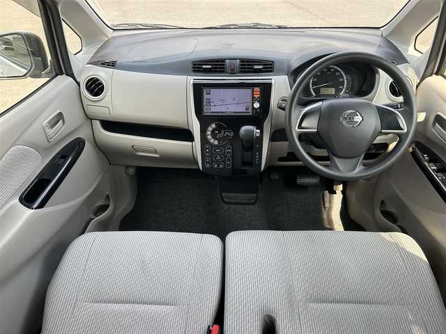 日産 デイズ X 岡山県 2015(平27)年 7.5万km ホワイトパール 登録時走行距離74157km/純正ナビ/フルセグTV(AM.FM.CD.TV.BT)/全方位カメラ/アイドリングストップ/14インチ社外AW/スマートキー/プッシュスタート/ドアバイザー/ウィンカーミラー