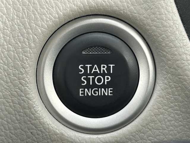 日産 デイズ X 岡山県 2015(平27)年 7.5万km ホワイトパール 登録時走行距離74157km/純正ナビ/フルセグTV(AM.FM.CD.TV.BT)/全方位カメラ/アイドリングストップ/14インチ社外AW/スマートキー/プッシュスタート/ドアバイザー/ウィンカーミラー