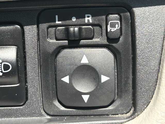 日産 デイズ X 岡山県 2015(平27)年 7.5万km ホワイトパール 登録時走行距離74157km/純正ナビ/フルセグTV(AM.FM.CD.TV.BT)/全方位カメラ/アイドリングストップ/14インチ社外AW/スマートキー/プッシュスタート/ドアバイザー/ウィンカーミラー