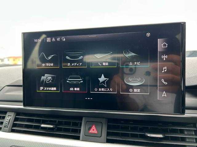 アウディ Ａ４ オールロードクワトロ 埼玉県 2021(令3)年 4.1万km 白 ラグジュアリーＰ/黒革/純正HDDナビ/(Bluetooth/USB/CD/DVD)/マトリクスＬＥＤヘッドライトＰ/全周囲カメラ/パークアシスト/ワイヤレスチャージ/オートテールゲート/ＥＴＣ