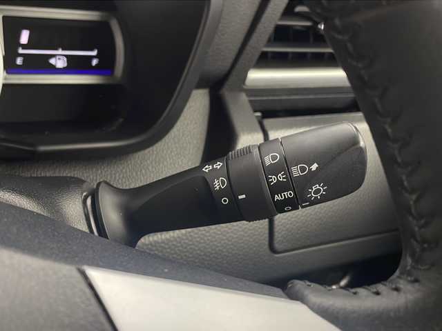 トヨタ タンク カスタムG 栃木県 2019(令1)年 3.7万km レーザーブルークリスタルシャイン 純正SDナビ/・AM/FM/CD/DVD/フルセグ/SD/BT/スマートアシスト/・衝突軽減ブレーキ/・先行車発進お知らせ/・コーナーセンサー/・車線逸脱警報/・オートハイビーム/アラウンドビューモニター/両側電動スライドドア/クルーズコントロール/前側純正ドライブレコーダー/アイドリングストップ/純正マット/ドアバイザー/保証書