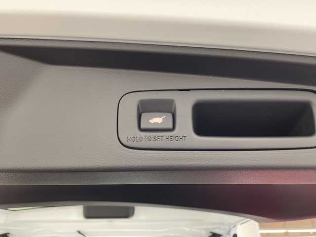 ホンダ ステップワゴン eHEV エアー EX 愛媛県 2025(令7)年 0.1千km プラチナホワイトパール 登録済未使用車/11.4インチナビHonda CONNECTナビ /フルセグ/Bluetooth/バックカメラ/衝突被害軽減ブレーキ/レーンアシスト/アダクティブクルーズコントロール/両側電動スライドドア/電動リアゲート/ＤＮ席シートヒーター/ＢＳＭ/前後コーナーセンサー/オットマン/禁煙車