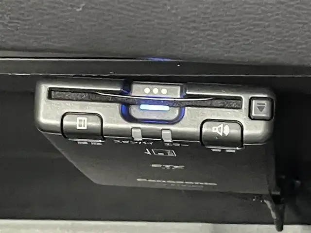 日産 ルークス HWS X プロパイロットED 熊本県 2024(令6)年 0.8万km ブラック 社外８インチナビAVIC-RQ911（ＣＤ・ＤＶＤ・フルセグ・ＢＴ・ＳＤ）/アラウンドビューモニター/社外前後ドライブレコーダー　/ＥＴＣ　/両側パワースライドドア　/レーダークルーズコントロール　/プロパイロット　/エマージェンシーブレーキ/車線逸脱警報/車線逸脱防止支援システム/先行車発進お知らせ機能/標識認識機能/ふらつき警報機能/前後クリアランスソナー/アイドリングストップ/横滑り防止/電動パーキング/ブレーキホールド/純正フロアマット/純正１４インチAW/オートライト/オートマチックハイビーム/LEDヘッドライト/フォグランプ/スマートキー/プッシュスタート/スペアキー1本/保証書/取扱説明書