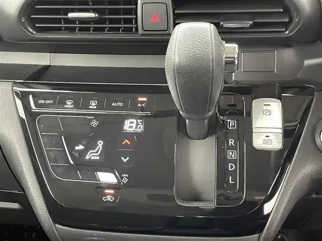 日産 ルークス HWS X プロパイロットED 熊本県 2024(令6)年 0.8万km ブラック 社外８インチナビAVIC-RQ911（ＣＤ・ＤＶＤ・フルセグ・ＢＴ・ＳＤ）/アラウンドビューモニター/社外前後ドライブレコーダー　/ＥＴＣ　/両側パワースライドドア　/レーダークルーズコントロール　/プロパイロット　/エマージェンシーブレーキ/車線逸脱警報/車線逸脱防止支援システム/先行車発進お知らせ機能/標識認識機能/ふらつき警報機能/前後クリアランスソナー/アイドリングストップ/横滑り防止/電動パーキング/ブレーキホールド/純正フロアマット/純正１４インチAW/オートライト/オートマチックハイビーム/LEDヘッドライト/フォグランプ/スマートキー/プッシュスタート/スペアキー1本/保証書/取扱説明書