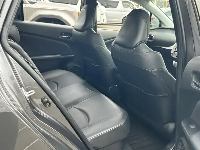 トヨタ プリウス A プレミアム　ツーリングセレ 愛媛県 2019(令1)年 4.2万km グレーメタリック ディーラーOP純正ナビ/CD/DVD/TV/BT/HDMI/ETC/バックカメラ/ブラインドスポットモニター/衝突軽減システム/ヘッドアップディスプレイ/レザーシート/D席パワーシート/D+N席シートヒーター・クーラー/クルーズコントロール/LEDヘッドライト/フォグランプ/モデリスタエアロパーツ（フロント・サイド・リア）/モデリスタアルミホイール/置くだけ充電