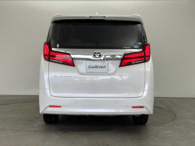 トヨタ アルファード G 兵庫県 2019(平31)年 5.9万km ホワイトパールクリスタルシャイン ・ALPINE製9インチナビ＆フルセグ＆BT＆DVD/・ALPINE製10.1インチフリップダウンモニター/・バックカメラ/・革シート/・シートヒーター/・エアーシート/・両側パワースライドドア/・バックカメラ/・トヨタセーフティーセンス/・プリクラッシュセーフティ/・レーダークルーズコントロール/・レーントレーシングアシスト/・パーキングサポートブレーキ/・ロードサインアシスト/・先行車発進告知/・オートマチックハイビーム/・クリアランスソナー/・ナノイー/・前後ドライブレコーダー/・ビルトインETC/・LEDヘッドライト/・フォグ/・オートライト/・純正17インチアルミホイール/・電動パーキングブレーキ/・オートブレーキホールド/・自動防眩ミラー/・W＋サイドエアバック/・カーテンエアバック