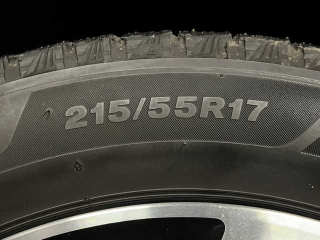 ホンダ オデッセイ アブソルート EX 青森県 2014(平26)年 10.2万km プレミアムヴィーナスブラックP 4WD/純正8ナビインチナビ・フルセグTV/CD・DVD・Bluetooth・SD/バックカメラ/両側パワースライドドア/合皮コンビシート/運転席パワーシート/あんしんパッケージ/衝突軽減ブレーキ/クルーズコントロール/ブラインドスポットインフォメーション/ビルトインETC/前方ドライブレコーダー/LEDヘッドライト/フォグランプ/BLITZ車高調/純正17インチアルミ