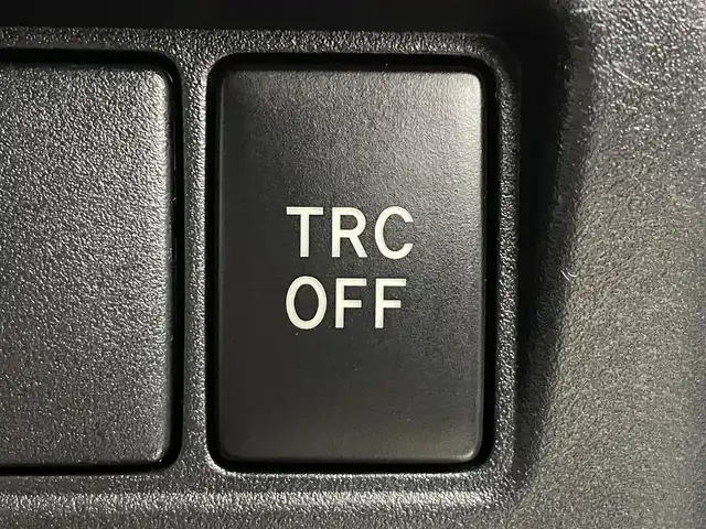 トヨタ ノア ハイブリッド Si ダブルバイビー 福島県 2018(平30)年 10万km ホワイトパールクリスタルシャイン トヨタセーフティセンス/純正9インチナビ/・フルセグ/TV/CD/DVD/BT/FM/AM/バックカメラ/両側パワースライドドア/LEDヘッドライト/・フォグライト/シートヒーター/社外BBSアルミホイール付きサマータイヤ/ステアリングスイッチ/ドラレコ前後/純正ビルドインETC2.0/プッシュスタート/・スマートキー