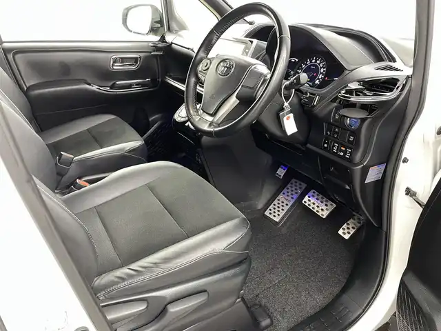 トヨタ ノア ハイブリッド Si ダブルバイビー 福島県 2018(平30)年 10万km ホワイトパールクリスタルシャイン トヨタセーフティセンス/純正9インチナビ/・フルセグ/TV/CD/DVD/BT/FM/AM/バックカメラ/両側パワースライドドア/LEDヘッドライト/・フォグライト/シートヒーター/社外BBSアルミホイール付きサマータイヤ/ステアリングスイッチ/ドラレコ前後/純正ビルドインETC2.0/プッシュスタート/・スマートキー