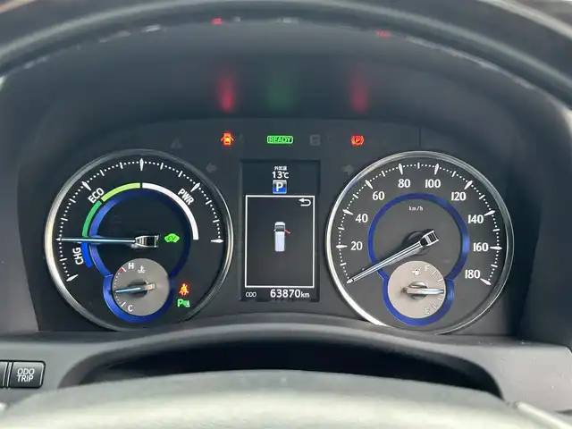 トヨタ アルファードハイブリット SR 福岡県 2016(平28)年 6.4万km ブラック ワンオーナー/純正ナビ（AM/FM/BT/CD/DVD/フルセグTV）/JBLプレミアムサウンド/クルーズコントロール/バックカメラ/前席パワーシート（運転席メモリ付）/オットマン（助手席、2列目）/インテリジェントクリアランスソナー/両側パワースライドドア/ビルトインETC/USB入力端子/リアエアコン/ドアバイザー/オートライト/フロアマット/純正17インチアルミホイール/プッシュスタート/横滑り防止装置/取扱説明書/保証書