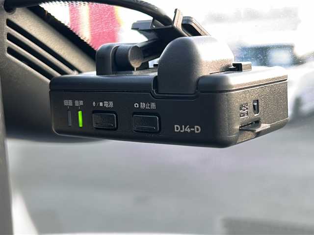 日産 セレナ ハイウェイスターVセレクションⅡ 茨城県 2019(令1)年 6.5万km ブリリアントホワイトパール ワンオーナー/純正9インチメモリナビ【MM318D-L】/(地デジTV・CD・DVD・BT・ラジオ再生)/後席用フリップダウンモニター/アラウンドビューモニター/両側パワースライドドア/プロパイロットシステム/衝突軽減ブレーキ/レーンキープアシスト/コーナーセンサー/前後ドライブレコーダー/ETC/オートライト/LEDヘッドライト/純正16inアルミホイール/純正フロアマット/スマートキー/スペアキー/取扱説明書/保証書