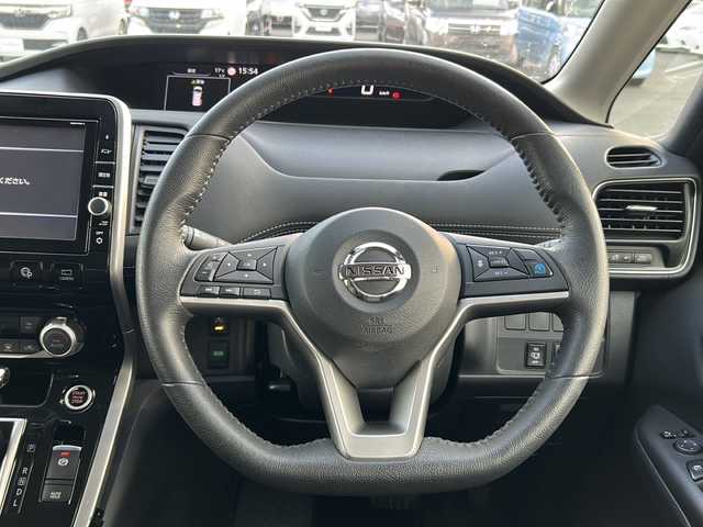 日産 セレナ ハイウェイスターVセレクションⅡ 茨城県 2019(令1)年 6.5万km ブリリアントホワイトパール ワンオーナー/純正9インチメモリナビ【MM318D-L】/(地デジTV・CD・DVD・BT・ラジオ再生)/後席用フリップダウンモニター/アラウンドビューモニター/両側パワースライドドア/プロパイロットシステム/衝突軽減ブレーキ/レーンキープアシスト/コーナーセンサー/前後ドライブレコーダー/ETC/オートライト/LEDヘッドライト/純正16inアルミホイール/純正フロアマット/スマートキー/スペアキー/取扱説明書/保証書