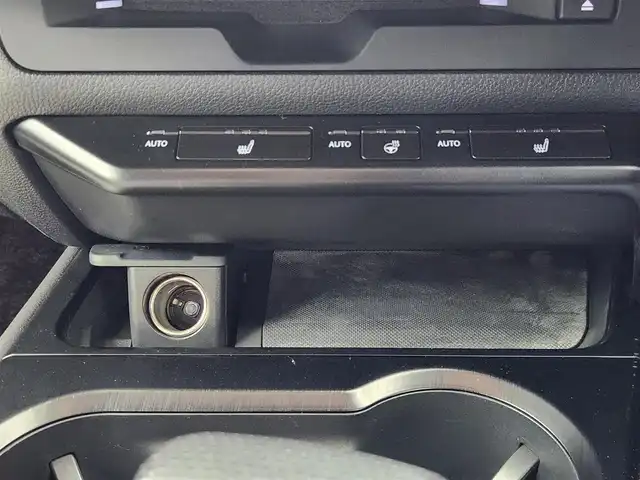 レクサス ＵＸ 250h Fスポーツ 愛知県 2019(令1)年 4.8万km ヒートブルーコントラストレイヤリング 純正ナビ/バックカメラ/レザーシート/プリクラッシュセーフティ/レーダークルーズコントロール/純正18インチアルミホイール/フルセグTV/ドライブレコーダー/シートヒーター/スマートキー/プッシュスタート/電動格納ミラー/ETC/Bluetooth/CS/DVD/LEDヘッドライト