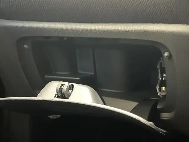 スマート ＭＣＣ スマート ターボ 福岡県 2017(平29)年 6万km 白 ガラスルーフ　/黒革　/Ｐａｎａｓｏｎｉｃナビ（ＣＮ－Ｇ１０００ＶＤ）　/純正オーディオ　/パドルシフト　/前席シートヒーター　/後ソナー　/キーレスキー　/純正１６インチＡＷ