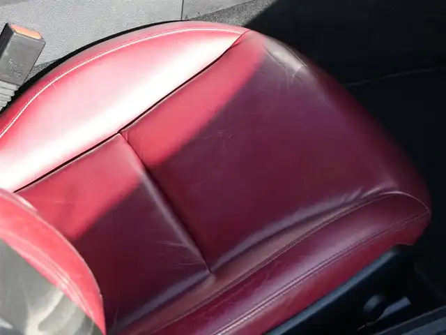 メルセデス・ベンツ ＳＬＫ２００ レーダーセーフティエディション 静岡県 2014(平26)年 4.6万km ポーラホワイト レーダーセーフティパッケージ/LKA/ACC/ブラインドスポットアシスト/パークトロニックセンサー/純正HDDナビ/　コマンドシステム/USB・DVD/フルセグTV/社外GPSレーダー/フロントドラレコ/DSRC車載器ETC/マジック・スカイコントロール付き/　パトリオットガラスルーフ（電動開閉式ハードトップ）/赤レザーシート/メモリ付きパワーシート/シートエアスカーフ/シートヒーター