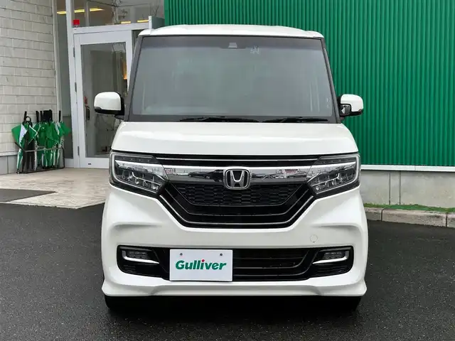 ホンダ Ｎ ＢＯＸ カスタム G L ターボ ホンダセンシング 宮城県 2018(平30)年 5.9万km プレミアムホワイトパールⅡ 禁煙車/登録時走行距離：58853km/ディーラーオプション純正8インチナビ/CD/DVD/フルセグTV/Bluetooth/バックカメラ/前方ドライブレコーダー/ビルトインETC/衝突被害軽減システム/後方センサー/横滑り防止装置/レーンキープアシスト/レーダークルーズコントロール/アイドリングストップ/LEDヘッドライト/フォグランプ/オートライト/ハーフレザーシート/パドルシフト/サンシェード/両側パワースライドドア/エンジンスタートボタン/スマートキー/純正フロアマット/純正15インチアルミホイール