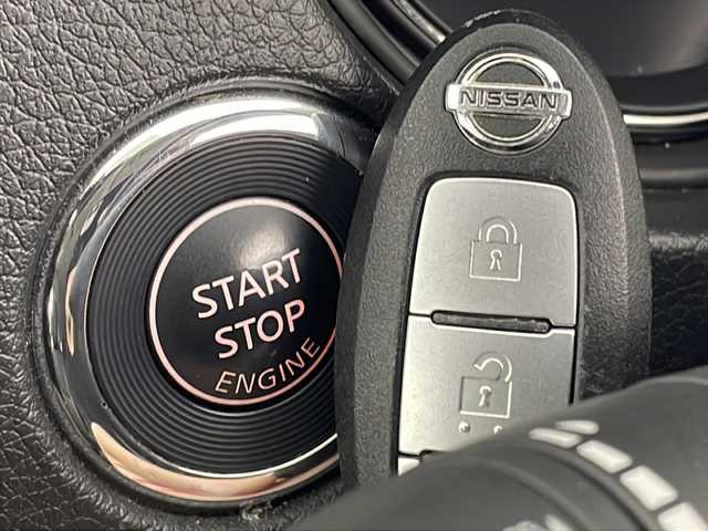 日産 エクストレイル 20Xi 新潟県 2019(平31)年 2万km ブリリアントホワイトパール 4WD/プロパイロット/純正ナビ/　　フルセグ/CD/DVD/BT/アラウンドビューモニター/パワーバックドア/レーダークルーズコントロール/LEDオートライト/レザーシート/純正18インチアルミホイール/ステリングスイッチ/デジタルインナーミラー/ミラーヒーター/アイドリングストップ/スマートキー/ETC