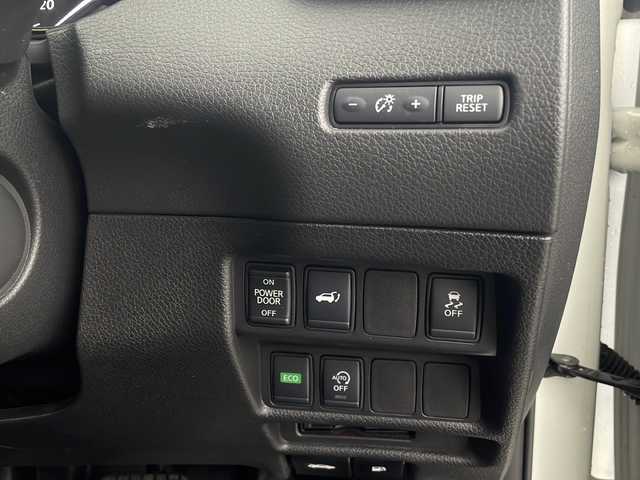 日産 エクストレイル 20Xi 新潟県 2019(平31)年 2万km ブリリアントホワイトパール 4WD/プロパイロット/純正ナビ/　　フルセグ/CD/DVD/BT/アラウンドビューモニター/パワーバックドア/レーダークルーズコントロール/LEDオートライト/レザーシート/純正18インチアルミホイール/ステリングスイッチ/デジタルインナーミラー/ミラーヒーター/アイドリングストップ/スマートキー/ETC