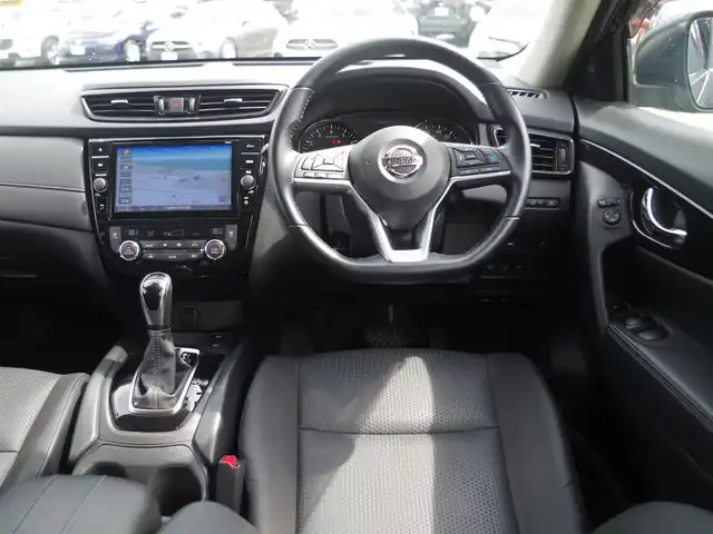 日産 エクストレイル 20Xi 千葉県 2021(令3)年 4.6万km ダイヤモンドブラック ワンオーナー/エマージェンシーブレーキ/プロパイロット/インテリジェントクルーズコントロール/インテリジェントルームミラー/パワーバックドア/カブロンシート/各席シートヒーター/純正SDナビ/地デジTV/【BD/DVD/CD再生機能　Bluetooth接続】/アラウンドビューモニター/ドライブレコーダー/革巻きステアリング/ステアリングスイッチ/ETC/LEDヘッドライト/ウインカーミラー/コーナーセンサー/純正18インチアルミホイル/インテリジェントキー