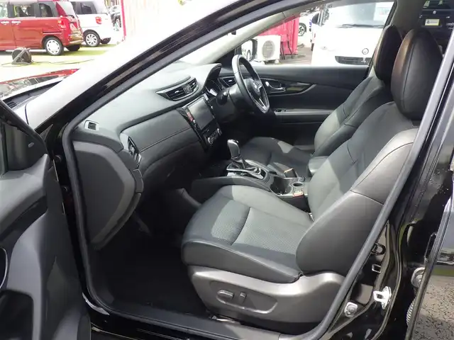 日産 エクストレイル 20Xi 千葉県 2021(令3)年 4.6万km ダイヤモンドブラック ワンオーナー/エマージェンシーブレーキ/プロパイロット/インテリジェントクルーズコントロール/インテリジェントルームミラー/パワーバックドア/カブロンシート/各席シートヒーター/純正SDナビ/地デジTV/【BD/DVD/CD再生機能　Bluetooth接続】/アラウンドビューモニター/ドライブレコーダー/革巻きステアリング/ステアリングスイッチ/ETC/LEDヘッドライト/ウインカーミラー/コーナーセンサー/純正18インチアルミホイル/インテリジェントキー