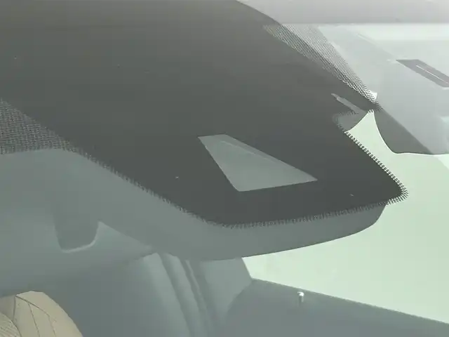 レクサス ＵＸ 250h バージョンL 道央・札幌 2020(令2)年 2.6万km グラファイトブラックガラスフレーク ・ワンオーナー/・４WD/・純正SDナビ/・パノラミックビューモニター/・CD/DVD/SD/BT/フルセグ/・ビルトインETC2.0/・ドライブレコーダー/・自動防眩ルームミラー/・レクサスセーフティシステム＋/・プリクラッシュセーフティ/・レーンチェンジアシスト/・レーダークルーズコントロール/・プロアクティブドライビングアシスト/・アダプティブハイビームシステム/・ブラインドスポットモニター/・クリアランスソナー/・ヘッドアップディスプレイ/・レザーシート/・前席パワーシート/・シートベンチレーション/・前席シートヒーター/・前席シートエアコン/・ステアリングヒーター/・パワーバックドア/・純正18インチAW/・スペアキー/・取扱説明書/・保証書/・純正フロアマット