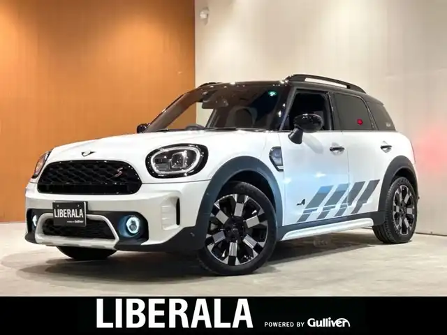 ＭＩＮＩ ＢＭＷ ミニ クロスオーバー クーパー SD オール4 道央・札幌 2023(令5)年 0.9万km 白 特別仕様車(アンテイムドエディション)/　・MINIYoursレザーラウンジハイランドグリーン/　・専用18インチアロイホイール/　・専用サイドスカットル/　・専用サイドストライプ/純正HDDナビ/AppleCarPlay/USB/Bluetooth/バックカメラ/PDC/パーキングアシスト/ACC/ドライビングアシスト/マルチディスプレイメーターパネル/LEDヘッドライト/電動リアゲート