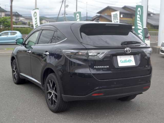 トヨタ ハリアー プレミアム アドバンスド P スタイルアッシュ 宮城県 2017(平29)年 6.6万km スパークリングブラックパールクリスタルシャイン /純正SDナビ/全方位カメラ/JBLプレミアムサウンド/プリクラッシュセーフティ/レーンディパーチャーアラート/レーダークルーズコントロール/ハーフレザーシート/スマートキー/ビルトインETC/前席パワーシート/前席シートヒーター/パワーバックドア/LEDヘッドライト/LEDフォグ/オートマチックハイビーム/オートライト/ABS/横滑り防止装置/