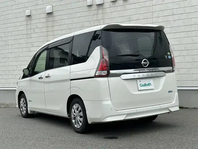 日産 セレナ X Vセレクション 山形県 2018(平30)年 8.7万km ブリリアントホワイトパール 純正9インチナビ/　AM/FM/TV/CD/DVD/Blu-ray/Bluetooth/USB/パーキングアシスト/純正前後ドライブレコーダー/両側電動スライドドア/エマージェンシーブレーキ/全方位カメラ/オートライト/禁煙車/コーナーセンサー前後/盗難防止/スタッドレス車載/クルーズコントロール/スマートキー/ドアバイザー/アイドリングストップ/ワンオーナー/純正オーディオ/プッシュスタート/パワーウインドウ/アイドリングストップ/横滑り防止/ビルトインETC