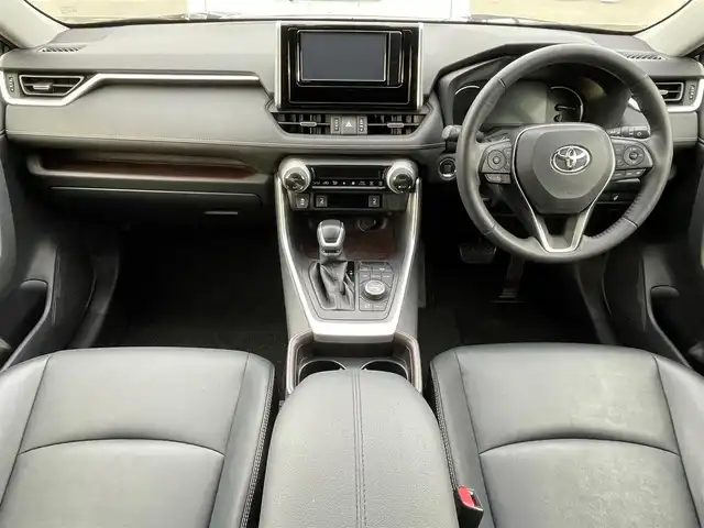 トヨタ ＲＡＶ４ G Zパッケージ 大阪府 2020(令2)年 4.7万km ダークブルーマイカ ワンオーナー/純正ナビ/   フルセグTV/CD/DVD/Bluetooth/USB/ＢＳＭ/バックモニター/衝突軽減ブレーキ/横滑り防止装置/コーナーセンサー/前席シートヒーター/スマートルームミラー/レーダークルーズコントロール/ステアリングヒーター/ステアリングスイッチ/運転席メモリー付きパワーシート/電動リアゲート/ダウンヒルアシストコントロール/オートマチックハイビーム/ルーフレール/純正19インチアルミホイール/純正フロアマット/プッシュスタート/スマートキー/ETC/LEDライト