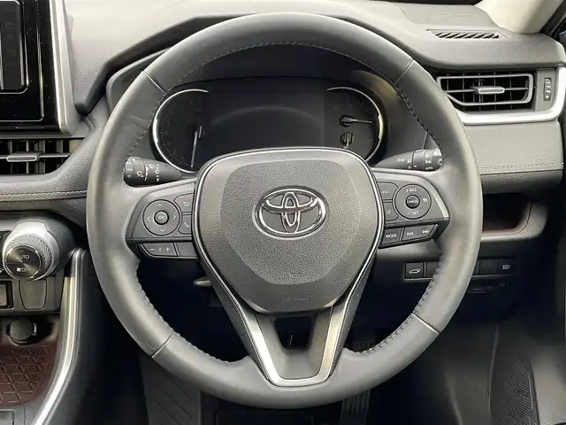 トヨタ ＲＡＶ４ G Zパッケージ 大阪府 2020(令2)年 4.7万km ダークブルーマイカ ワンオーナー/純正ナビ/   フルセグTV/CD/DVD/Bluetooth/USB/ＢＳＭ/バックモニター/衝突軽減ブレーキ/横滑り防止装置/コーナーセンサー/前席シートヒーター/スマートルームミラー/レーダークルーズコントロール/ステアリングヒーター/ステアリングスイッチ/運転席メモリー付きパワーシート/電動リアゲート/ダウンヒルアシストコントロール/オートマチックハイビーム/ルーフレール/純正19インチアルミホイール/純正フロアマット/プッシュスタート/スマートキー/ETC/LEDライト