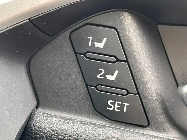 トヨタ ＲＡＶ４ G Zパッケージ 大阪府 2020(令2)年 4.7万km ダークブルーマイカ ワンオーナー/純正ナビ/   フルセグTV/CD/DVD/Bluetooth/USB/ＢＳＭ/バックモニター/衝突軽減ブレーキ/横滑り防止装置/コーナーセンサー/前席シートヒーター/スマートルームミラー/レーダークルーズコントロール/ステアリングヒーター/ステアリングスイッチ/運転席メモリー付きパワーシート/電動リアゲート/ダウンヒルアシストコントロール/オートマチックハイビーム/ルーフレール/純正19インチアルミホイール/純正フロアマット/プッシュスタート/スマートキー/ETC/LEDライト