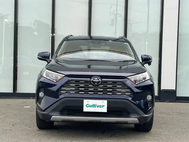トヨタ ＲＡＶ４ G Zパッケージ 大阪府 2020(令2)年 4.7万km ダークブルーマイカ ワンオーナー/純正ナビ/   フルセグTV/CD/DVD/Bluetooth/USB/ＢＳＭ/バックモニター/衝突軽減ブレーキ/横滑り防止装置/コーナーセンサー/前席シートヒーター/スマートルームミラー/レーダークルーズコントロール/ステアリングヒーター/ステアリングスイッチ/運転席メモリー付きパワーシート/電動リアゲート/ダウンヒルアシストコントロール/オートマチックハイビーム/ルーフレール/純正19インチアルミホイール/純正フロアマット/プッシュスタート/スマートキー/ETC/LEDライト