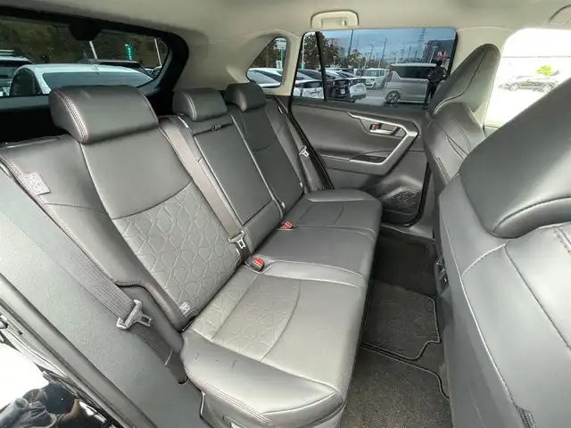 トヨタ アルファード S Cパッケージ 大阪府 2021(令3)年 3.9万km ホワイトパールクリスタルシャイン 純正９インチナビ/  フルセグTV/Bluetooth/USB/100V電源/ＣＤ／ＤＶＤデッキ/バックモニター/後席モニター/衝突軽減ブレーキ/横滑り防止装置/コーナーセンサー/ＢＳＭ/サンルーフ/スマートルームミラー/前席エアシートヒーター/全席パワーシート/両側パワースライドドア/レーダークルーズコントロール/レーンキープアシスト/ドライブレコーダー/オートマチックハイビーム/オットマン/純正18インチアルミホイール/ＥＴＣ/三眼ＬＥＤ