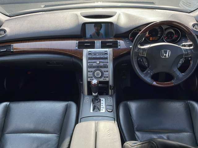 ホンダ レジェンド 道央・札幌 2004(平16)年 19.8万km セレスティアルシルバーメタリック 純正ナビメーカーオプション(TVフルセグ)/バックカメラ/パワーシート/シートメモリー/フルレザーシート/シートヒーター/パドルシフト/ステアリングリモコン/クルーズコントロール