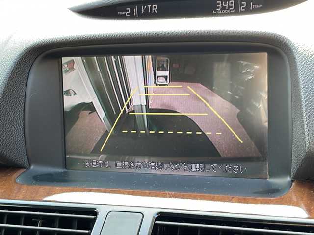 ホンダ レジェンド 道央・札幌 2004(平16)年 19.8万km セレスティアルシルバーメタリック 純正ナビメーカーオプション(TVフルセグ)/バックカメラ/パワーシート/シートメモリー/フルレザーシート/シートヒーター/パドルシフト/ステアリングリモコン/クルーズコントロール