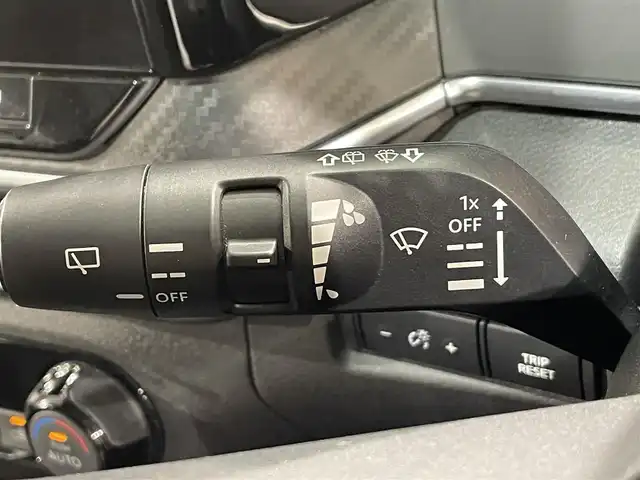 日産 ノート X 愛知県 2021(令3)年 4万km ピンクⅡ 純正9インチディスプレイ/プロパイロット/アラウンドビューモニター/ビルトインETC2.0/LEDヘッドライト/ドライブレコーダー/ワイヤレス充電/デジタルインナーミラー/ブラインドスポットモニター/フルセグTV/Bluetooth/コーナーセンサー/レーンキープアシスト/オートハイビーム/HDMI接続/プッシュスタート/USB接続/スマートキー/純正フロアマット/オートライト/電動格納ミラー/ツートーンカラー/フォグランプ/電動パーキングブレーキ/オートブレーキホールド/オートエアコン