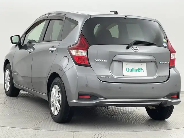 日産 ノート e－パワー メダリスト 新潟県 2016(平28)年 3.1万km ダークメタルグレー 社外SDナビ/　　フルセグ/CD/DVD/BT/アラウンドビューモニター/ハーフレザー/LEDオートライト/デジタルインナーミラー/レーンキープ/スマートキー/ETC