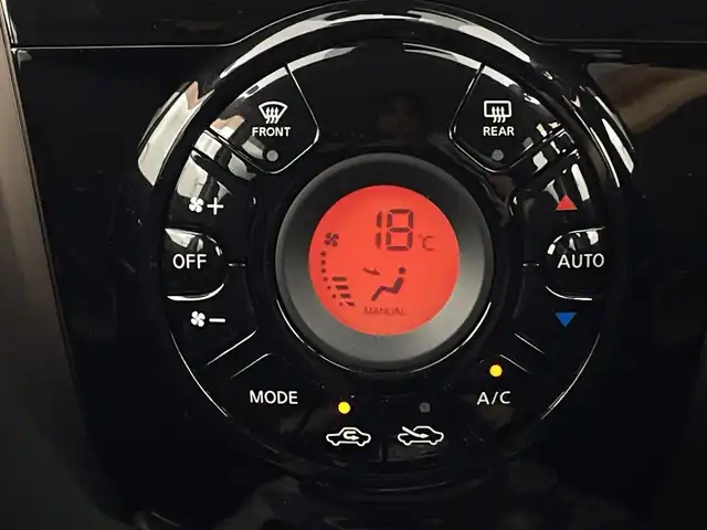 日産 ノート e－パワー メダリスト 新潟県 2016(平28)年 3.1万km ダークメタルグレー 社外SDナビ/　　フルセグ/CD/DVD/BT/アラウンドビューモニター/ハーフレザー/LEDオートライト/デジタルインナーミラー/レーンキープ/スマートキー/ETC