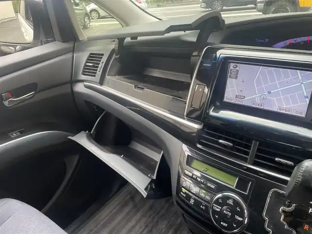 トヨタ エスティマ アエラス 静岡県 2012(平24)年 7.3万km ホワイトパールクリスタルシャイン ワンオーナー/純正ナビ/フルセグTV/DVD/CD/SD/BT/バックカメラ/純正フリップダウンモニター/両側パワースライドドア/ビルトインETC/HIDヘッドライト/ステアリングスイッチ/クルーズコントロール/スマートキー×2/保証書/取扱説明書/ナビ取扱説明書