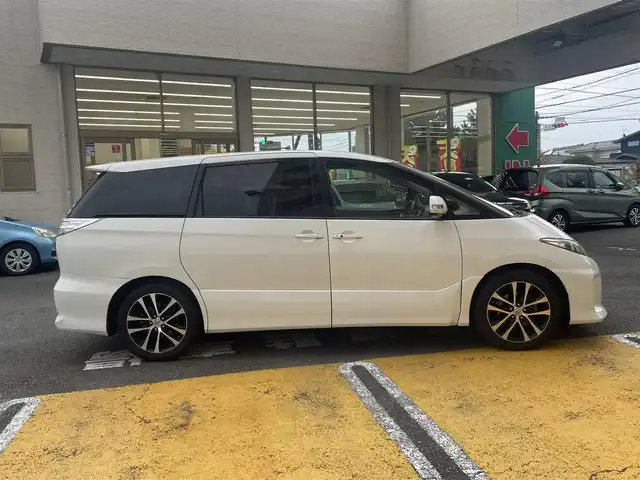 トヨタ エスティマ アエラス 静岡県 2012(平24)年 7.3万km ホワイトパールクリスタルシャイン ワンオーナー/純正ナビ/フルセグTV/DVD/CD/SD/BT/バックカメラ/純正フリップダウンモニター/両側パワースライドドア/ビルトインETC/HIDヘッドライト/ステアリングスイッチ/クルーズコントロール/スマートキー×2/保証書/取扱説明書/ナビ取扱説明書