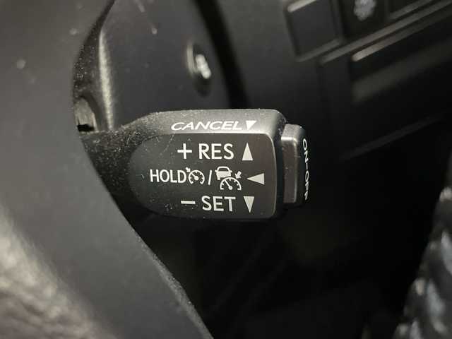 トヨタ アルファード S タイプゴールド 新潟県 2020(令2)年 4.2万km ブラック 9インチ純正メモリナビ/　フルセグTV/Bluetooth/CD/DVD/USB/トヨタセーフティセンス/・プリクラッシュセーフティ(PCS)/・レーントレーシングアシスト(LTA)/・レーンディパーチャーアラート(LDA)/・ロードサインアシスト(RSA)/・レーダークルーズコントロール/・オートマチックハイビーム/ハーフレザーシート/両側パワースライドドア/パワーバックドア/前後コーナーセンサー/バックモニター/ビルトインETC/3眼LEDヘッドライト/ステアリングスイッチ