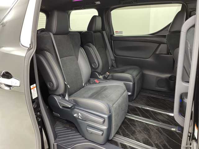 トヨタ アルファード S タイプゴールド 新潟県 2020(令2)年 4.2万km ブラック 9インチ純正メモリナビ/　フルセグTV/Bluetooth/CD/DVD/USB/トヨタセーフティセンス/・プリクラッシュセーフティ(PCS)/・レーントレーシングアシスト(LTA)/・レーンディパーチャーアラート(LDA)/・ロードサインアシスト(RSA)/・レーダークルーズコントロール/・オートマチックハイビーム/ハーフレザーシート/両側パワースライドドア/パワーバックドア/前後コーナーセンサー/バックモニター/ビルトインETC/3眼LEDヘッドライト/ステアリングスイッチ