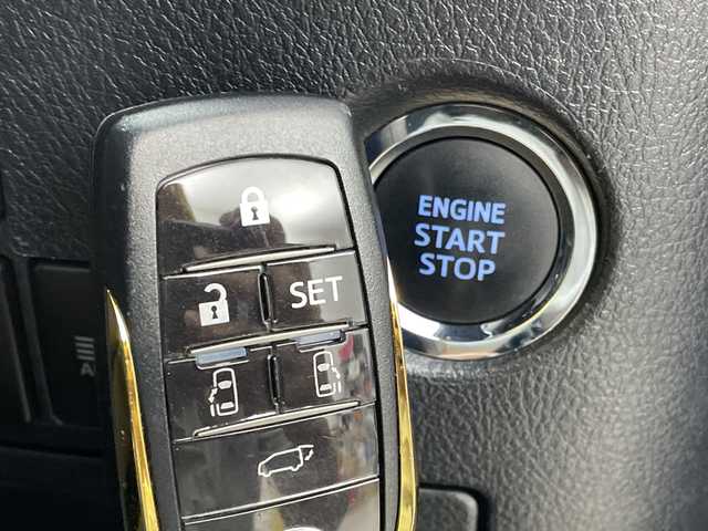 トヨタ アルファード S タイプゴールド 新潟県 2020(令2)年 4.2万km ブラック 9インチ純正メモリナビ/　フルセグTV/Bluetooth/CD/DVD/USB/トヨタセーフティセンス/・プリクラッシュセーフティ(PCS)/・レーントレーシングアシスト(LTA)/・レーンディパーチャーアラート(LDA)/・ロードサインアシスト(RSA)/・レーダークルーズコントロール/・オートマチックハイビーム/ハーフレザーシート/両側パワースライドドア/パワーバックドア/前後コーナーセンサー/バックモニター/ビルトインETC/3眼LEDヘッドライト/ステアリングスイッチ