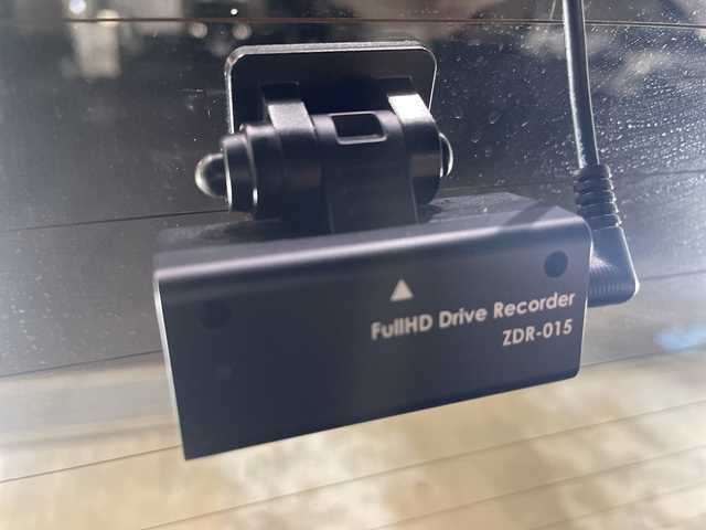 トヨタ ノア Si ダブルバイビーⅡ 栃木県 2019(平31)年 3.3万km ホワイトパールクリスタルシャイン 純正ナビ(NSZT-W68T)/(フルセグTV・Bluetooth・CD・DVD・SD)/バックカメラ/後席モニター/トヨタセーフティセンス/ ・プリクラッシュセーフティ/ ・レーンキープアシスト/ ・クルーズコントロール/ ・オートハイビーム/前後コーナーセンサー/両側パワースライドドア/ハーフレザーシート/LEDヘッドライト/オートライト/3列シート/ウォークスルー/ビルトインETC/スマートキー/純正アルミホイール/社外フロアマット